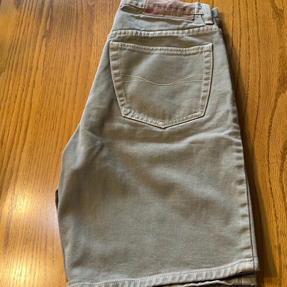 Pepe Jeans Shorts.